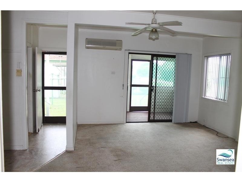 17 Lake Rd, Swansea NSW 2281