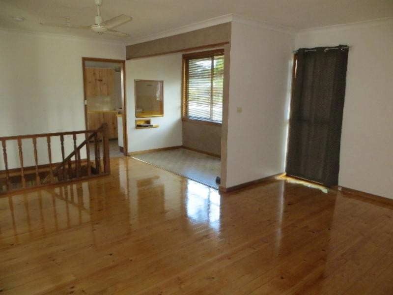 3 Reid  Cl, Caves Beach NSW 2281