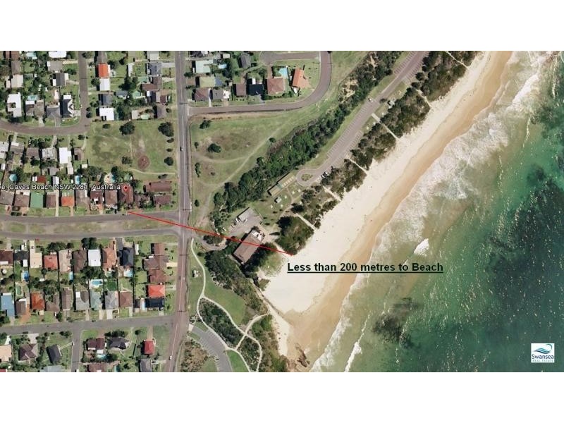 3 Park Ave, Caves Beach NSW 2281