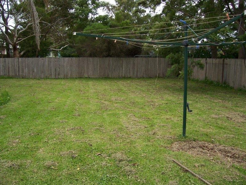 15 Phillip  St, Caves Beach NSW 2281