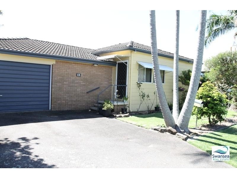 15 Kolang St, Blacksmiths NSW 2281