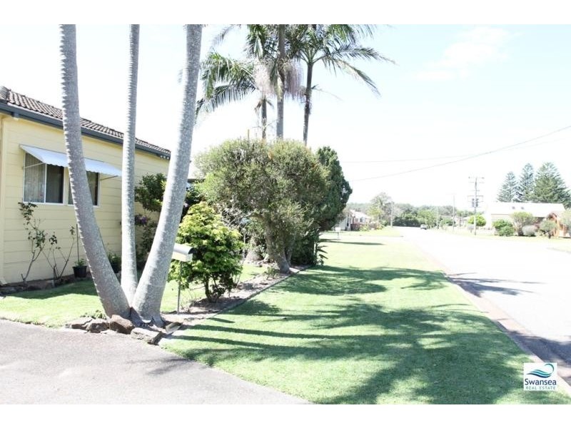 15 Kolang St, Blacksmiths NSW 2281