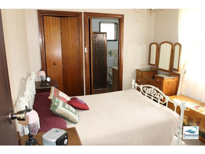 15 Kolang St, Blacksmiths NSW 2281