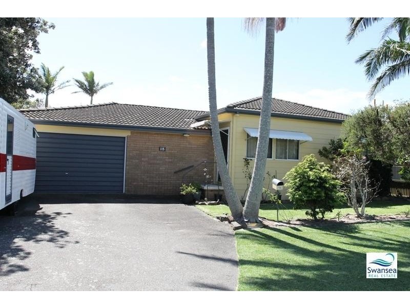 15 Kolang St, Blacksmiths NSW 2281