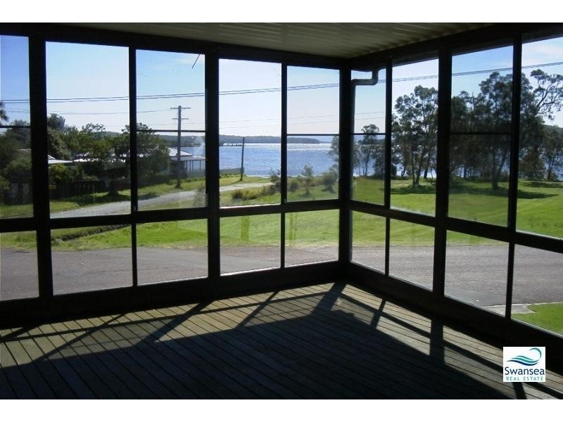 88 Lakeside Dr, Swansea NSW 2281