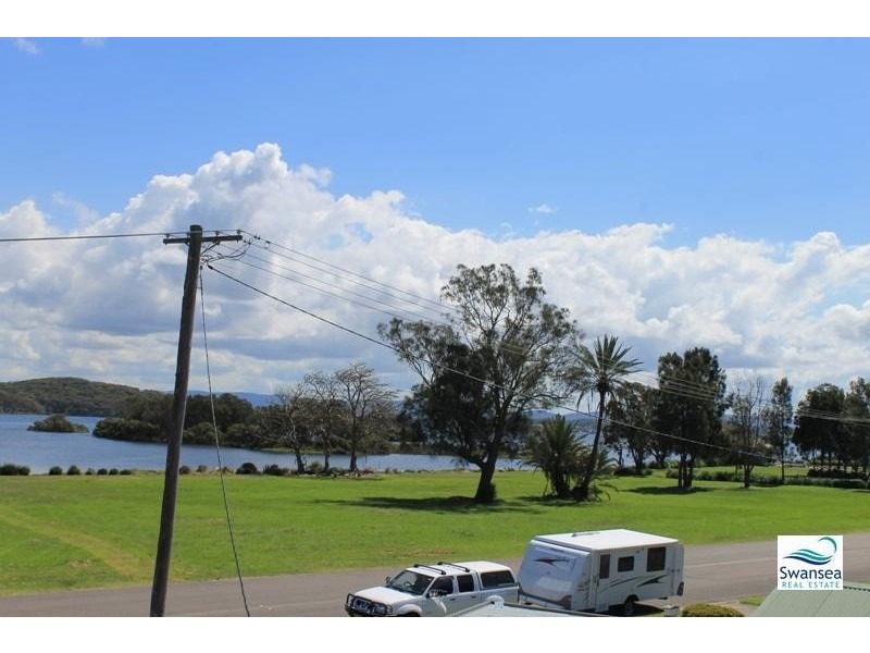88 Lakeside Dr, Swansea NSW 2281