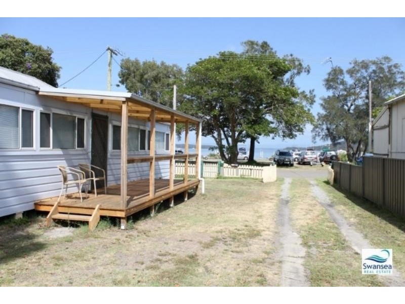 8 The Esplanade -, Swansea NSW 2281