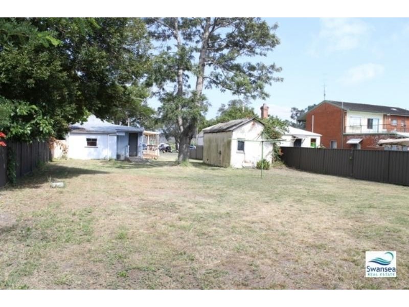 8 The Esplanade -, Swansea NSW 2281