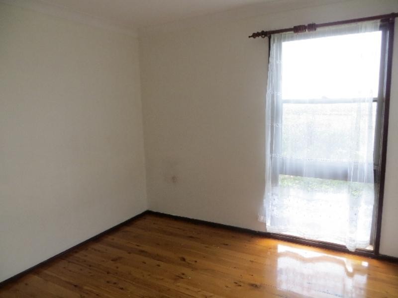 9 South Cl, Caves Beach NSW 2281