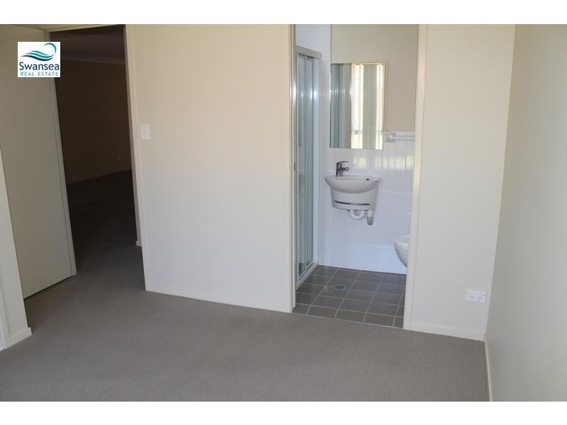 4/12 Wallace St, Swansea NSW 2281