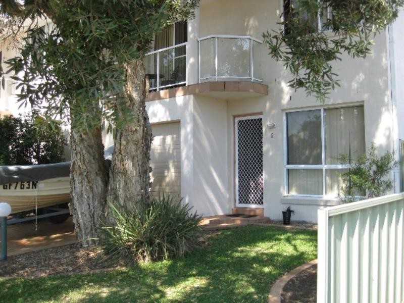 2/33-39 Haddon  Cres, Marks Point NSW 2280