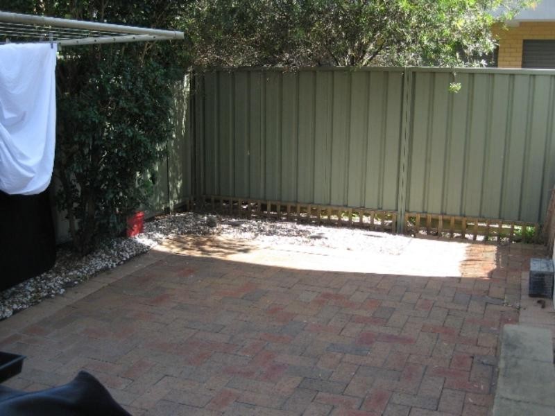 2/33-39 Haddon  Cres, Marks Point NSW 2280