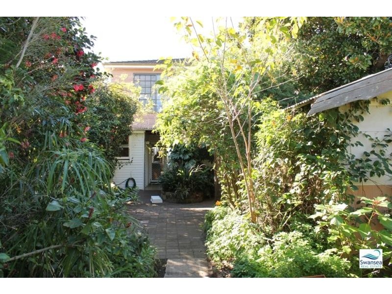 4 Chalmers St, Swansea NSW 2281