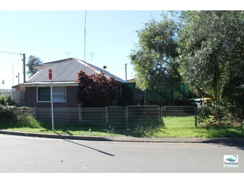 4 Chalmers St, Swansea NSW 2281