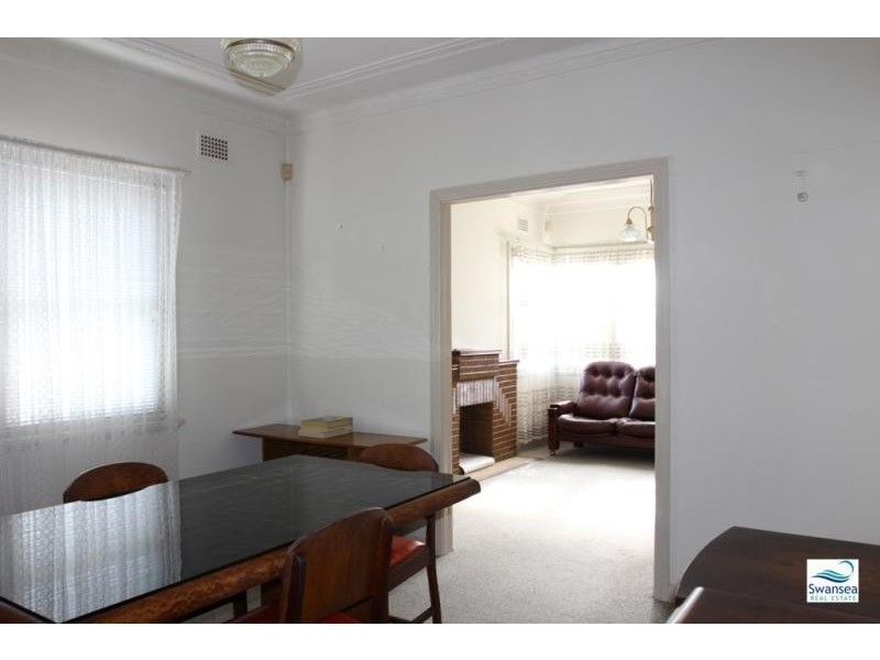 253  Pacific Hwy, Swansea NSW 2281