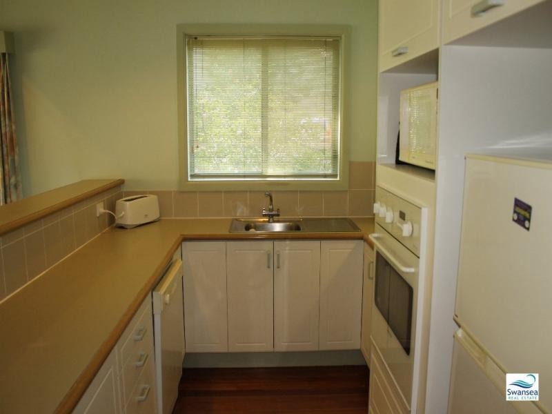 64 Kingfisher Cct, Cams Wharf NSW 2281