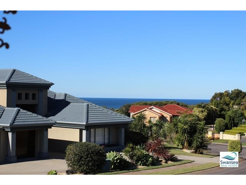 6 Seacliff  Pl, Caves Beach NSW 2281