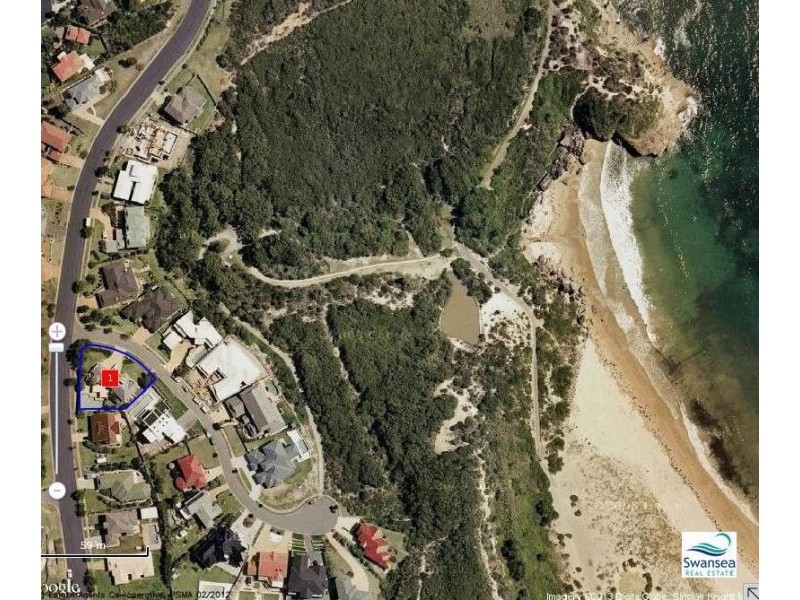 2 Seacliff Pl, Caves Beach NSW 2281