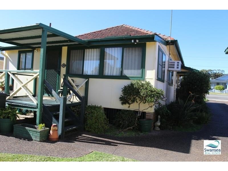 302 Pacific Hwy, Swansea NSW 2281