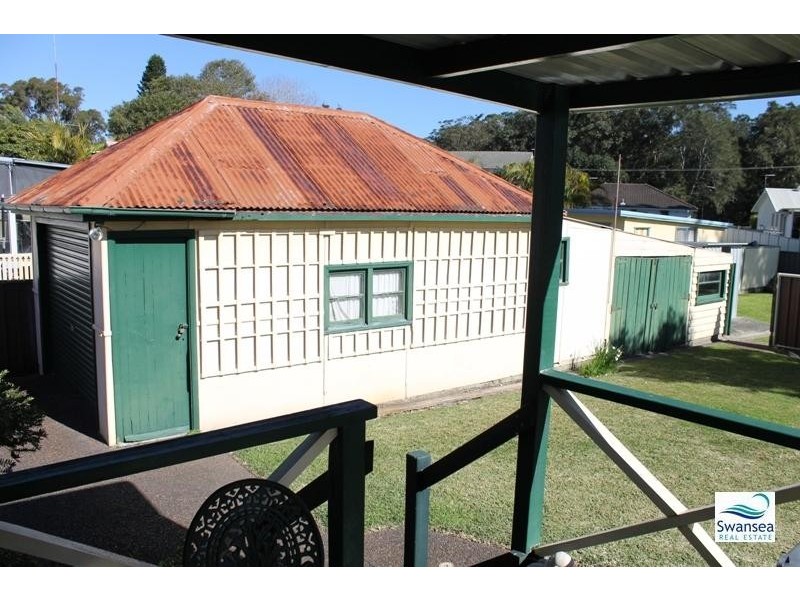 302 Pacific Hwy, Swansea NSW 2281