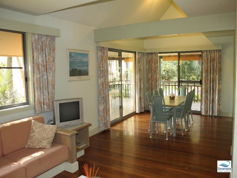 64 Kingfisher Cct, Cams Wharf NSW 2281