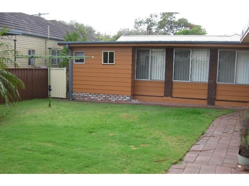 97 Ungala  Rd, Blacksmiths NSW 2281