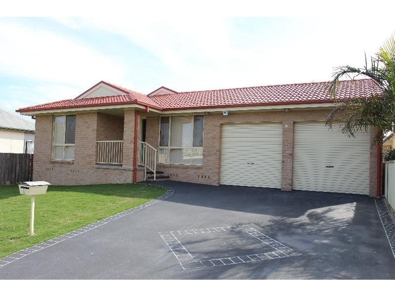 61 Pelican St, Swansea NSW 2281