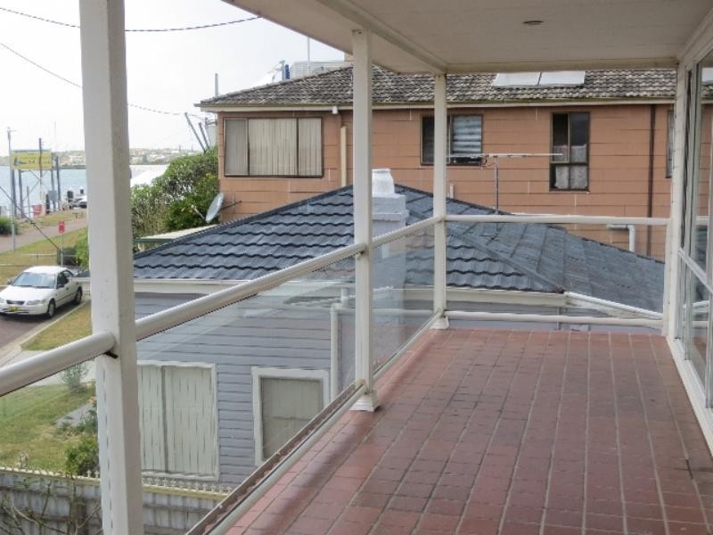2 Chalmers St, Swansea NSW 2281
