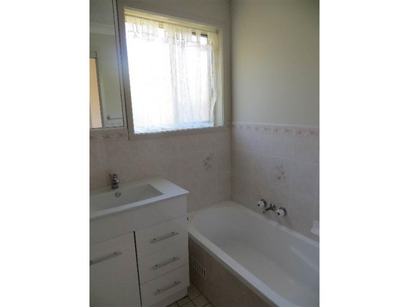 1/18 Nioka  Pl, Swansea NSW 2281