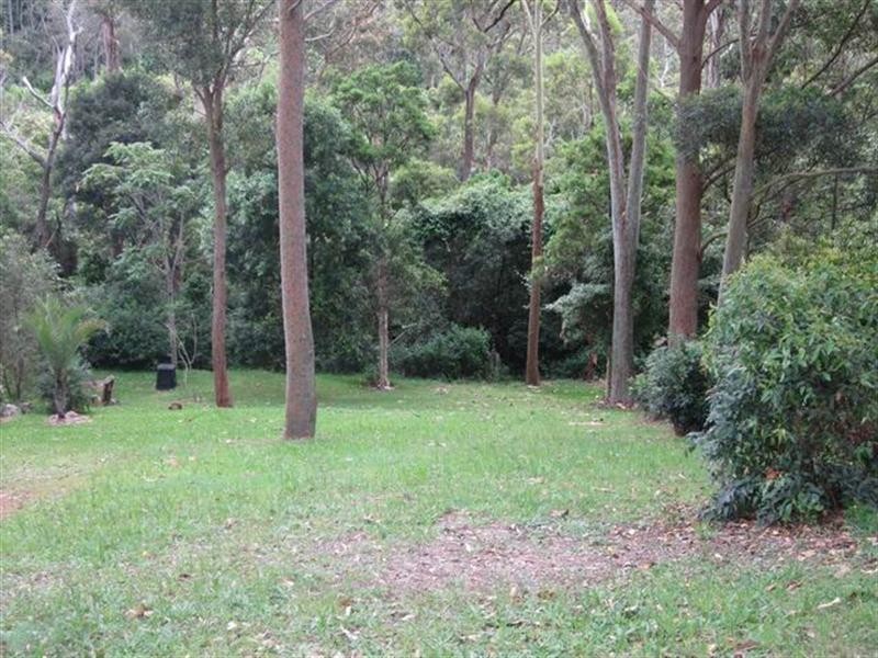 61 Scenic Dr, Caves Beach NSW 2281