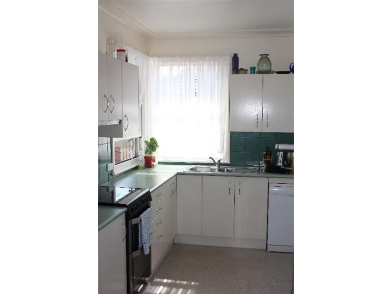 214 Parbury Rd, Swansea NSW 2281