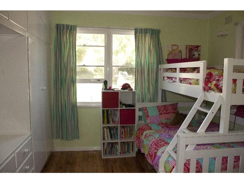 214 Parbury Rd, Swansea NSW 2281