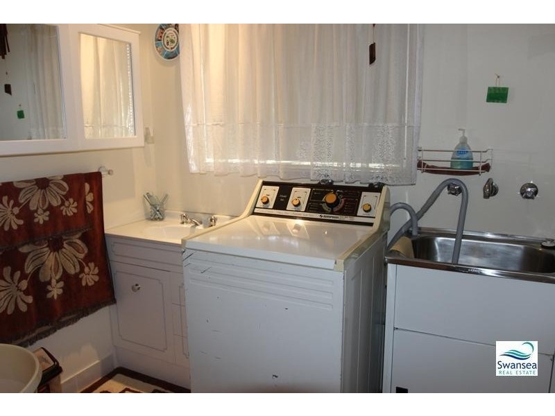 12 Gray St, Swansea NSW 2281