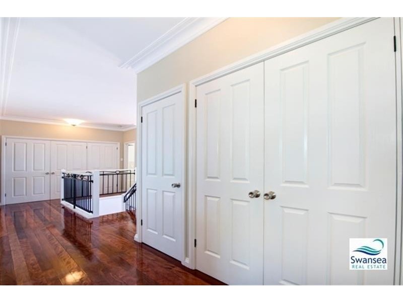 6 Spoon Rocks Rd, Caves Beach NSW 2281