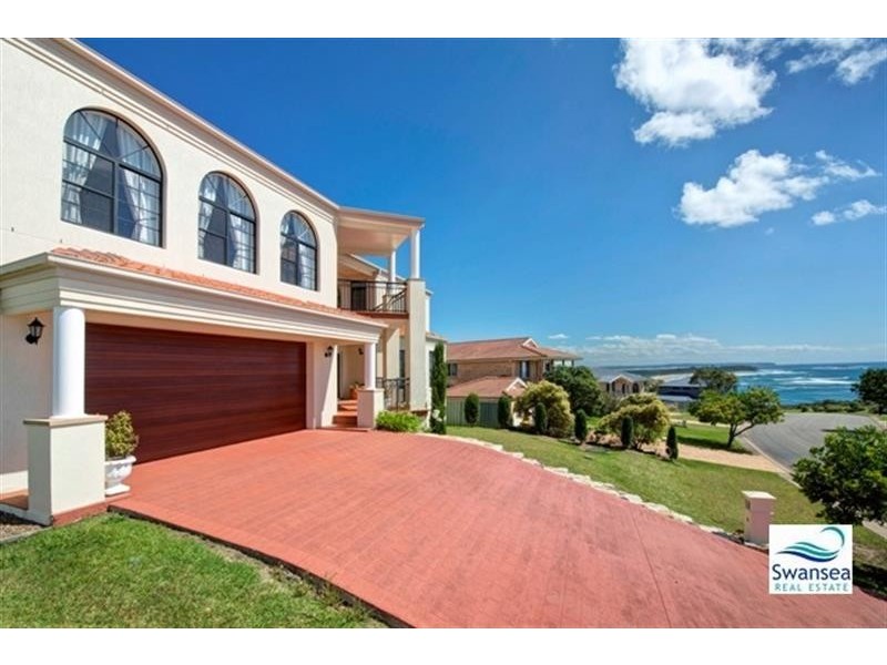 6 Spoon Rocks Rd, Caves Beach NSW 2281