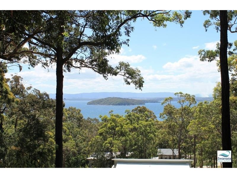 12 Lake Ridge Way, Murrays Beach NSW 2281