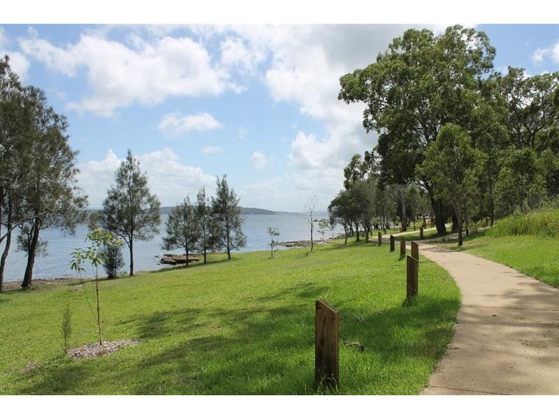 16 Saltwater Row, Murrays Beach NSW 2281