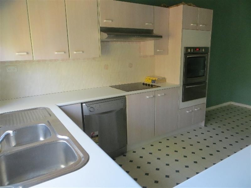 63 Scenic  Dr, Caves Beach NSW 2281