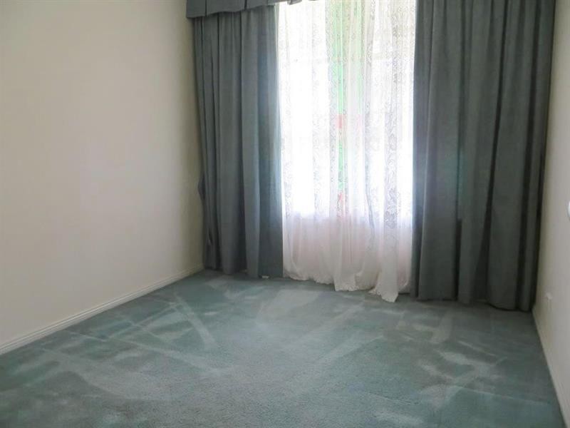 8 Aquamarine Cl, Caves Beach NSW 2281