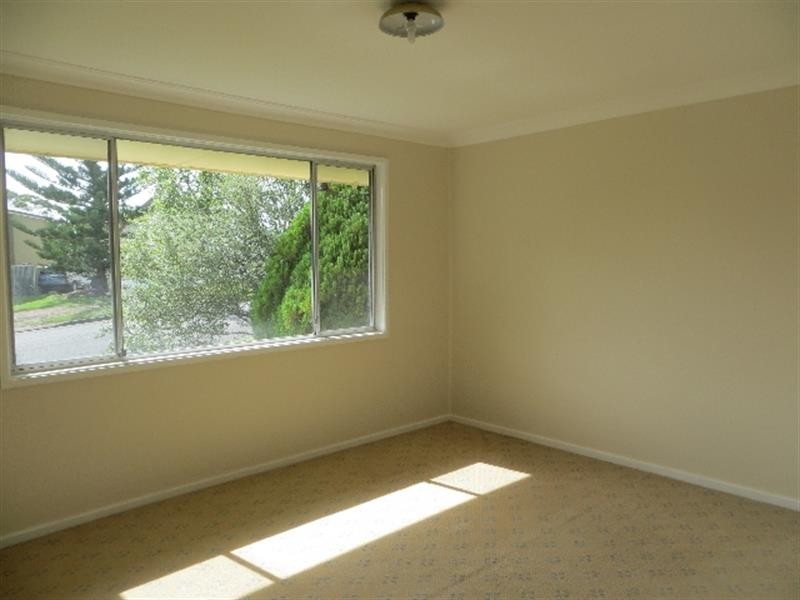 7 Central Ave, Nords Wharf NSW 2281