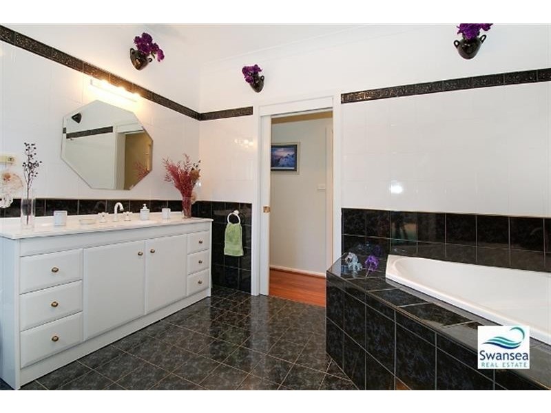 1 Bay St, Swansea NSW 2281