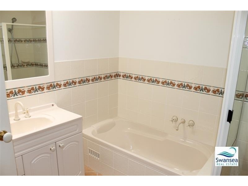 15/5 Wallace St, Swansea NSW 2281