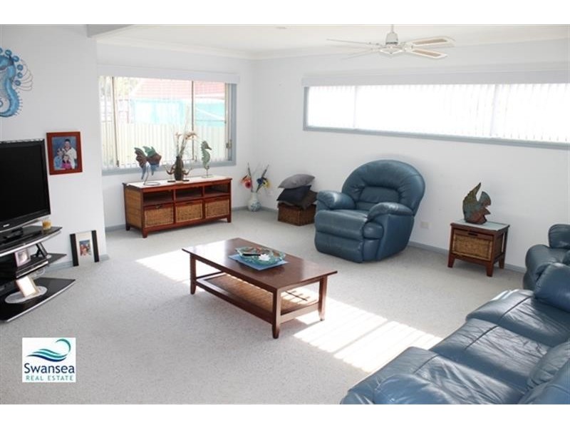 57 Turea St, Blacksmiths NSW 2281