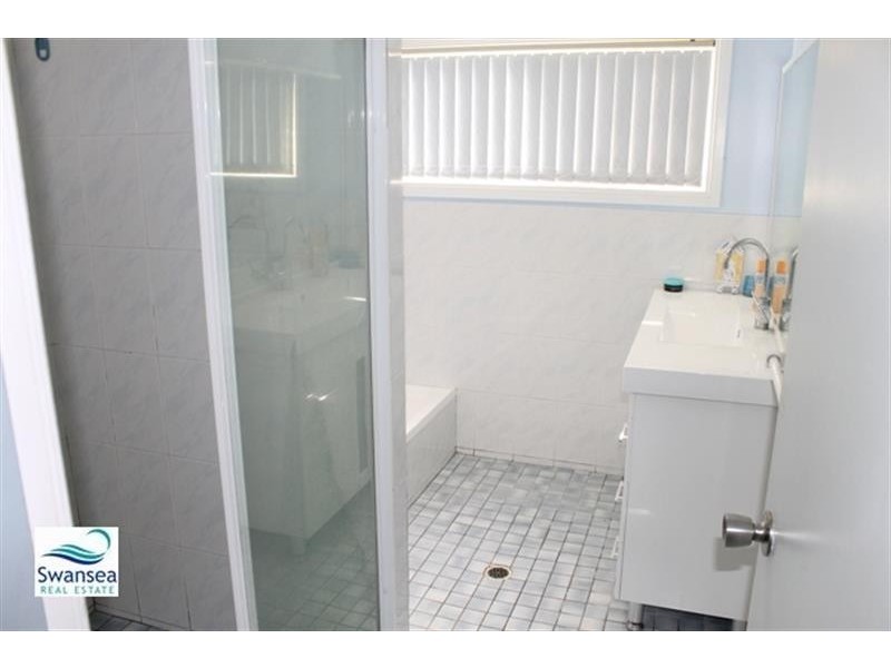 57 Turea St, Blacksmiths NSW 2281