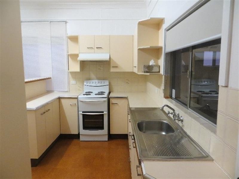 12 Tirriki St, Blacksmiths NSW 2281