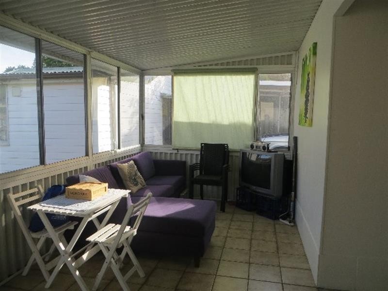 12 Tirriki St, Blacksmiths NSW 2281