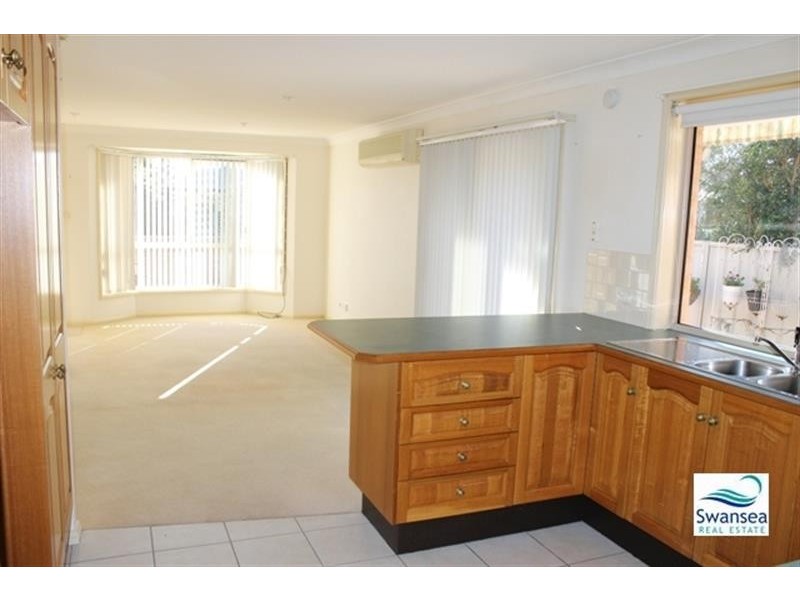 1/20 Lake Rd, Swansea NSW 2281