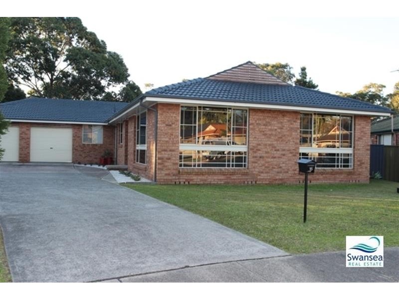 16 Satinwood Ct, Caves Beach NSW 2281