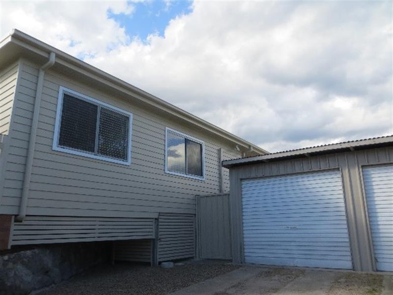 25A Caves Beach Rd, Caves Beach NSW 2281