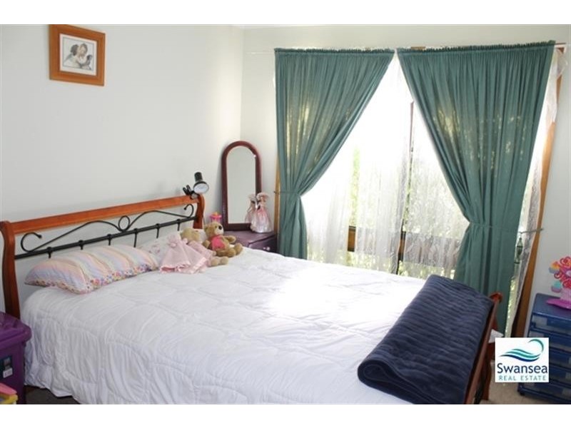 196 Bowman St, Swansea NSW 2281
